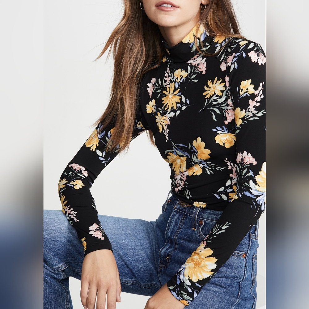 Yumi Kim Beautiful Black Top with Yellow Floral Print Nwot